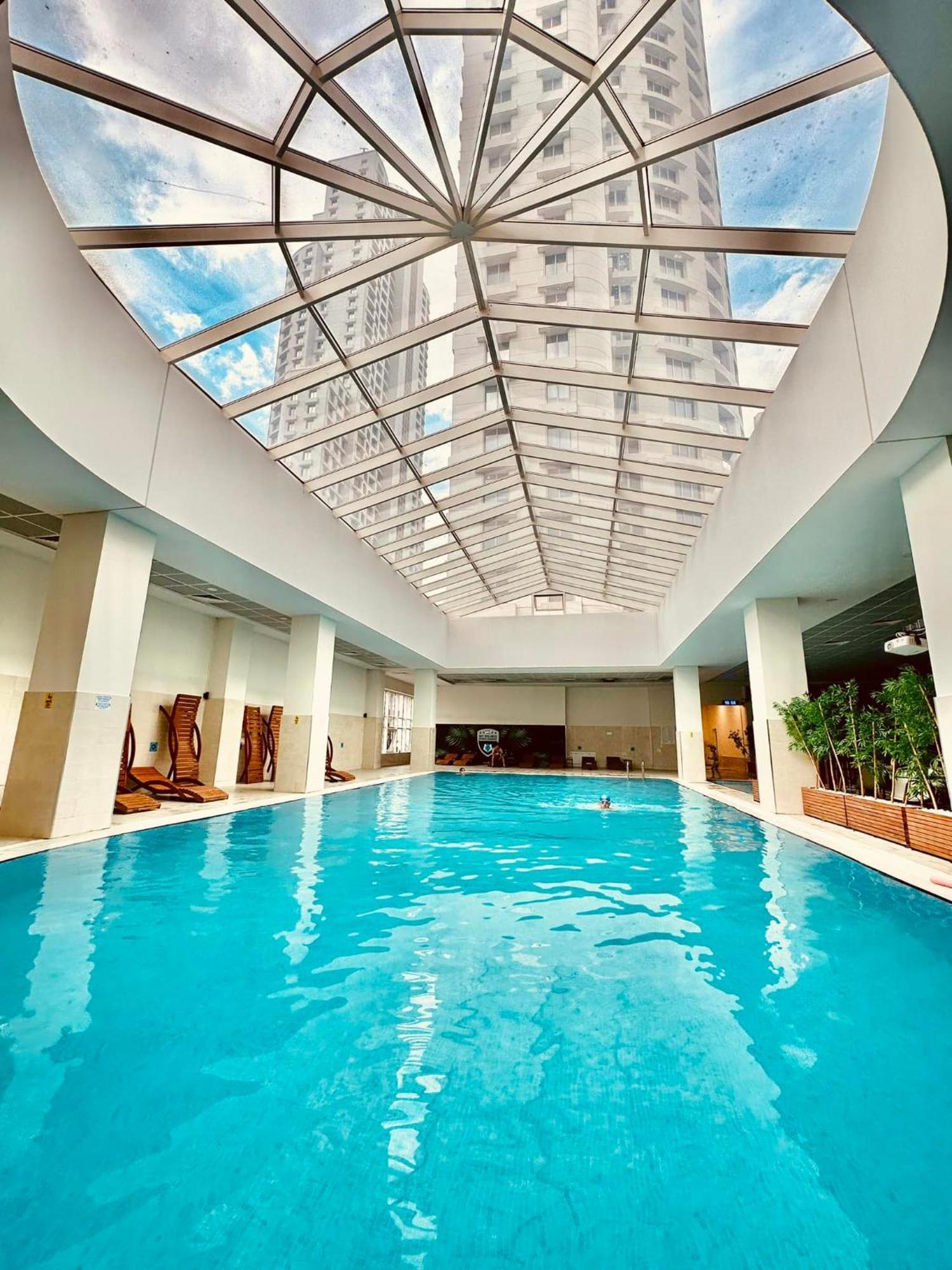 Luxury Condo On 18Th Floor With Pool, Fitness, Parking Included. Skopie Exterior foto