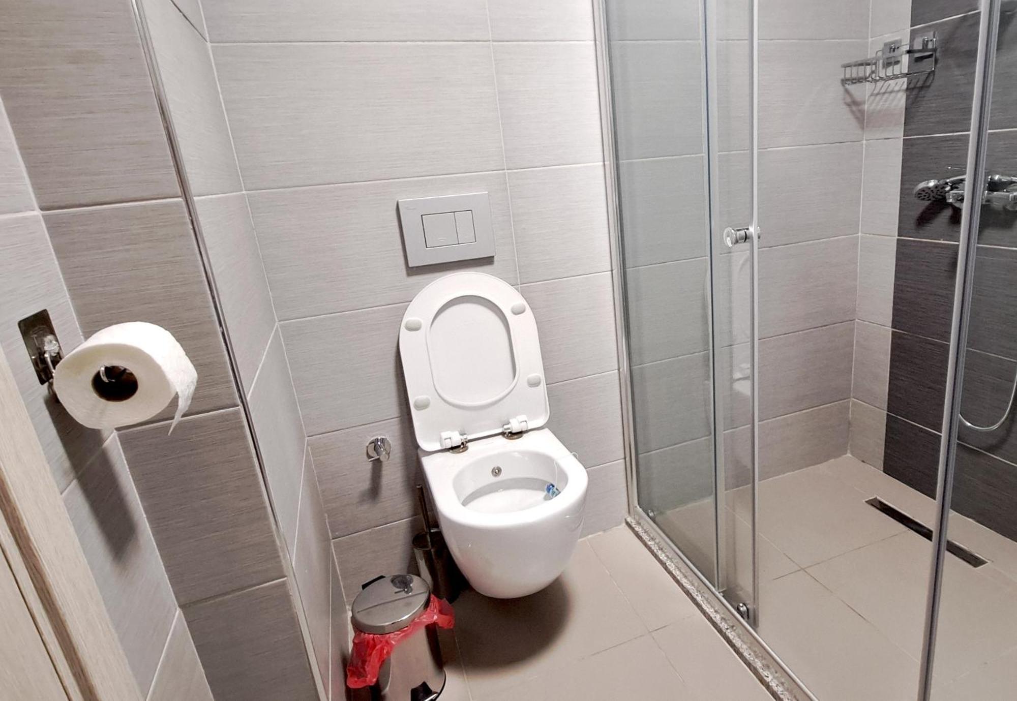 Luxury Condo On 18Th Floor With Pool, Fitness, Parking Included. Skopie Exterior foto