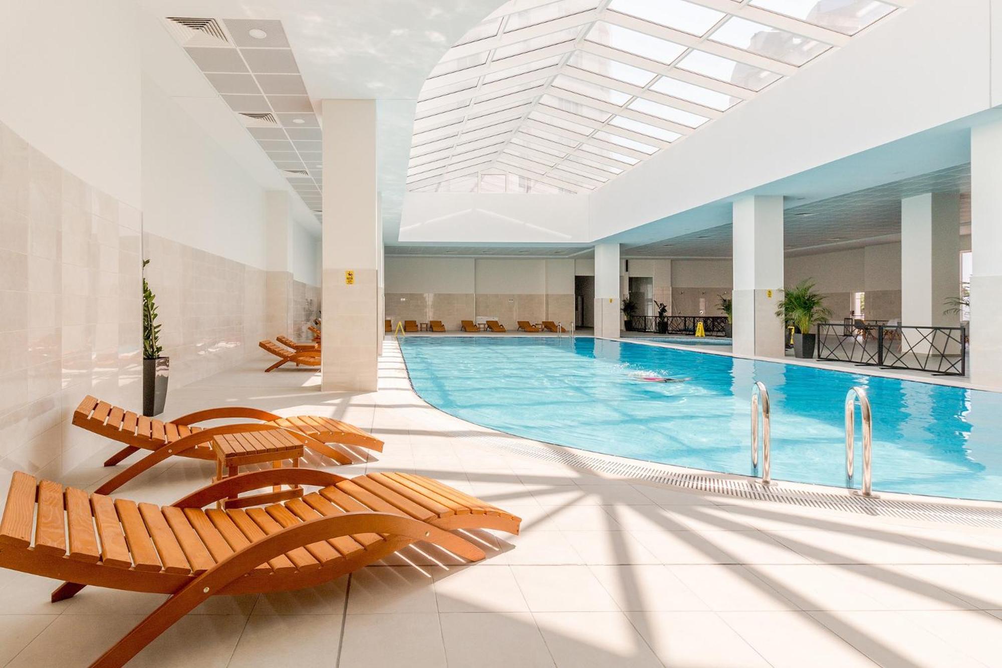 Luxury Condo On 18Th Floor With Pool, Fitness, Parking Included. Skopie Exterior foto