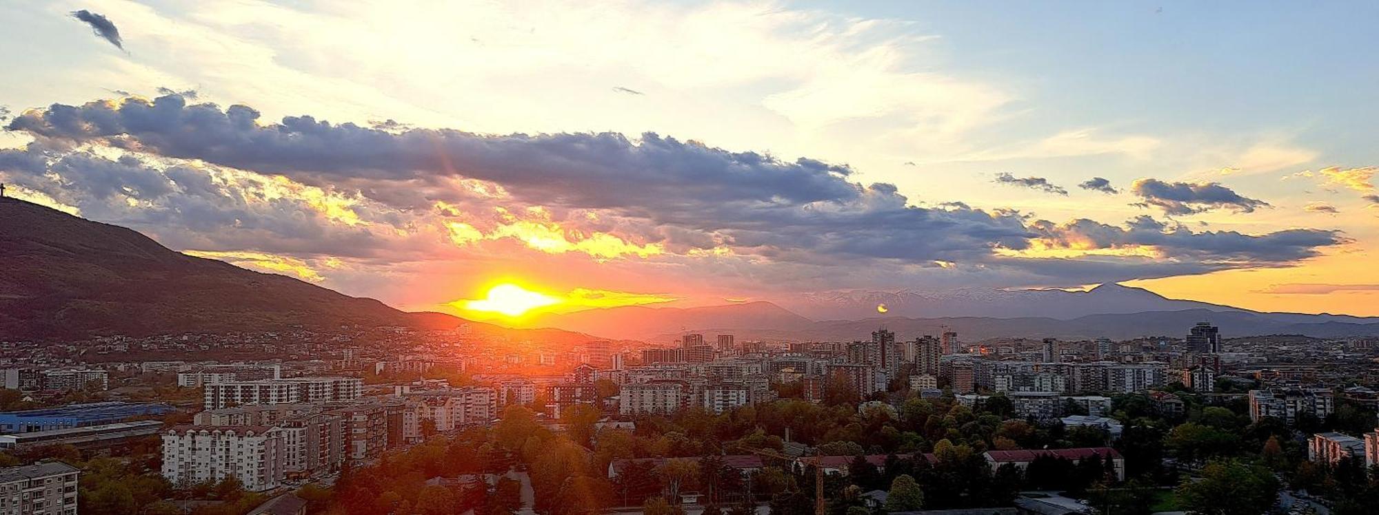 Luxury Condo On 18Th Floor With Pool, Fitness, Parking Included. Skopie Exterior foto
