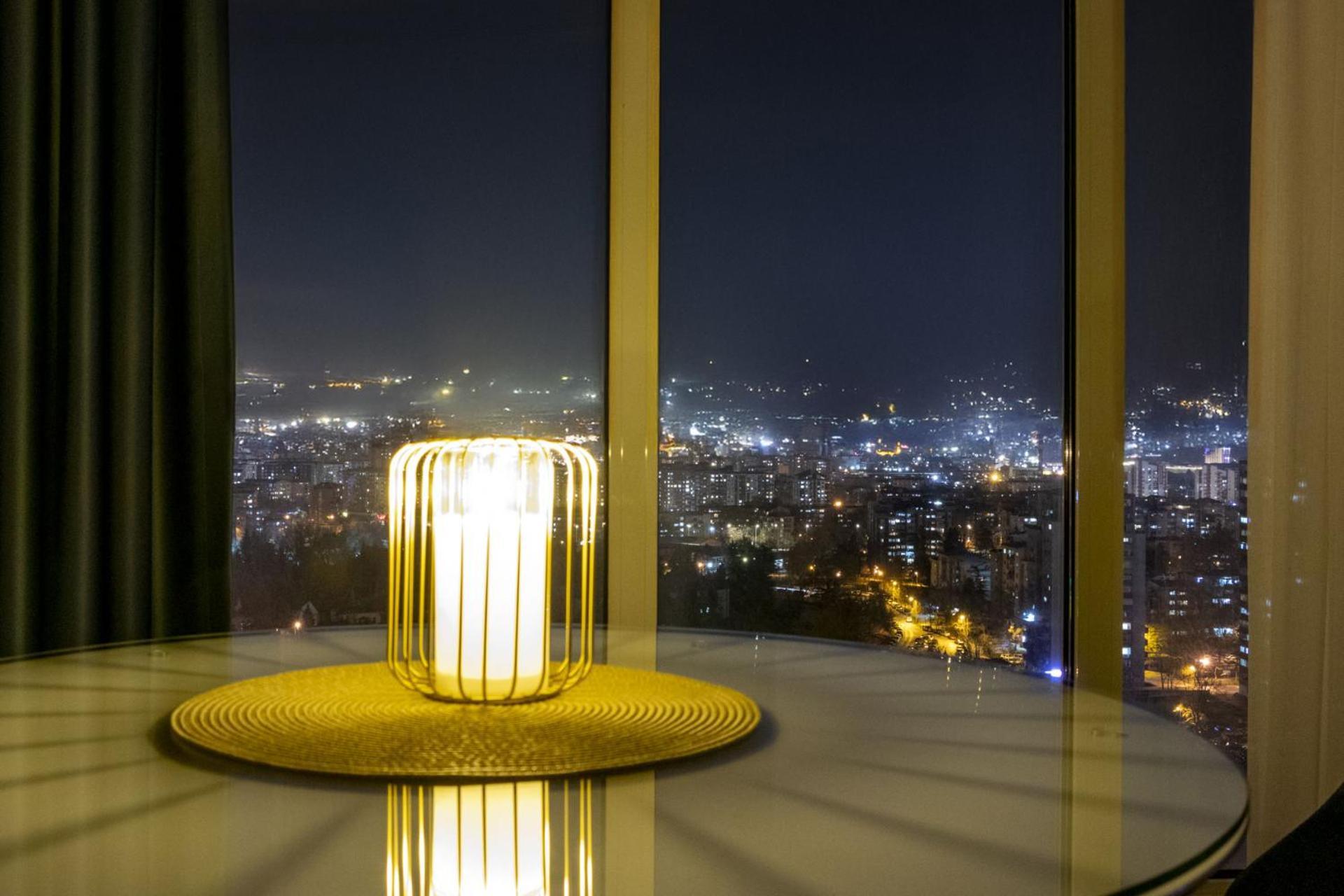 Luxury Condo On 18Th Floor With Pool, Fitness, Parking Included. Skopie Exterior foto